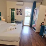 Dolce 게스트하우스 3*